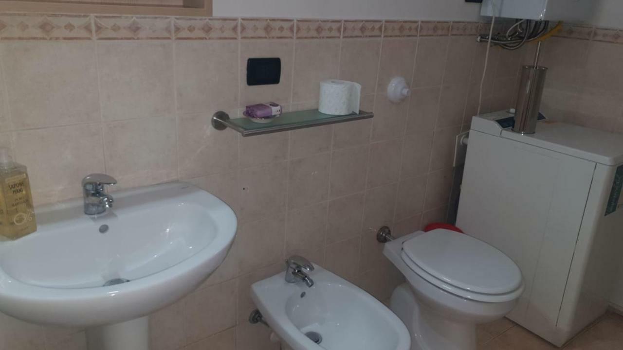 Ferienwohnung Vucciria 57 Locazione Turistica Nel Cuore Pulsante Della Movida! Palermo Exterior foto